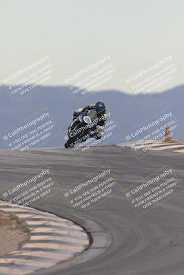 media/Sep-21-2025-Race Pace (Sun) [[98bf33ef95]]/Non Verified/1-Turns 9 and 10 (8am)/